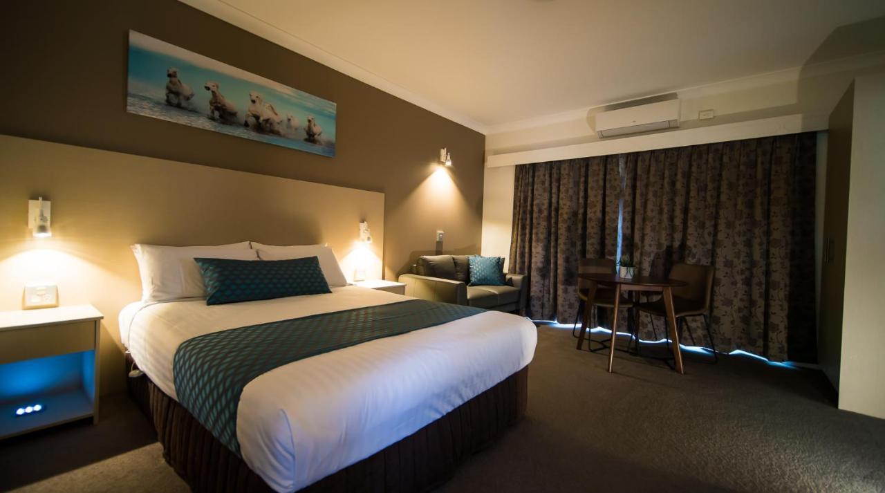 Hamilton'S Queanbeyan Motel Ngoại thất bức ảnh