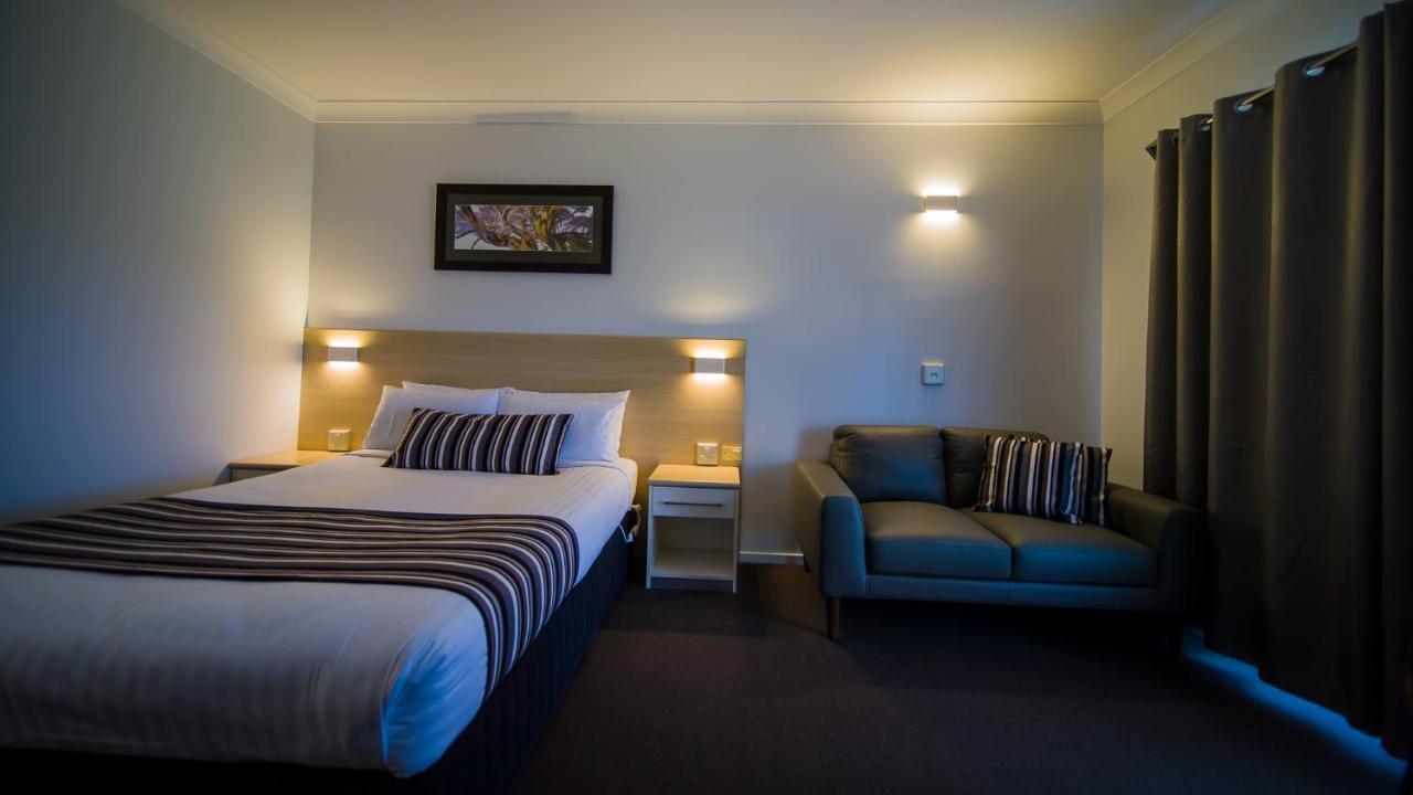 Hamilton'S Queanbeyan Motel Ngoại thất bức ảnh