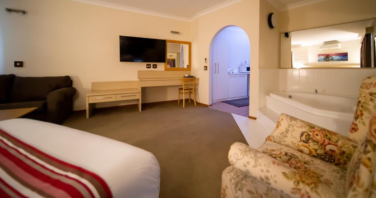 Hamilton'S Queanbeyan Motel Ngoại thất bức ảnh