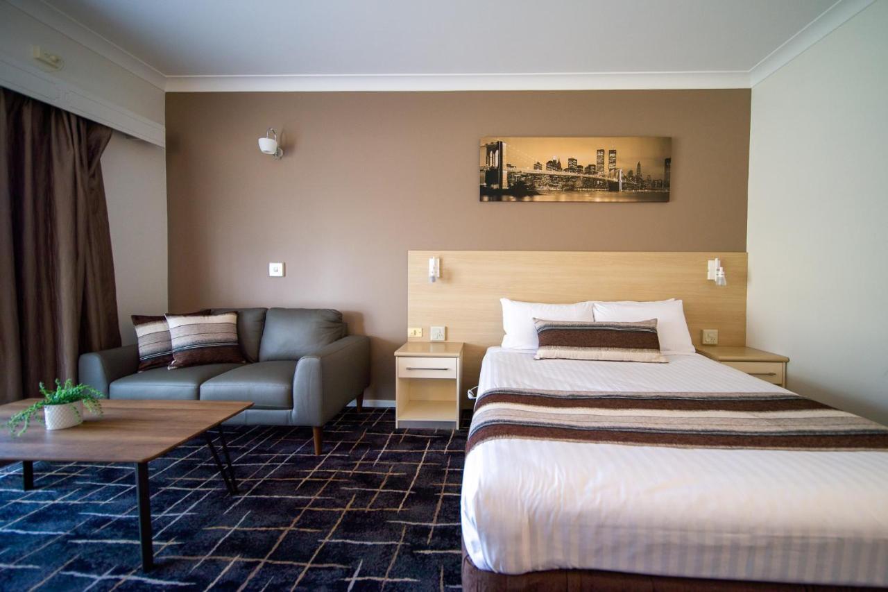 Hamilton'S Queanbeyan Motel Ngoại thất bức ảnh