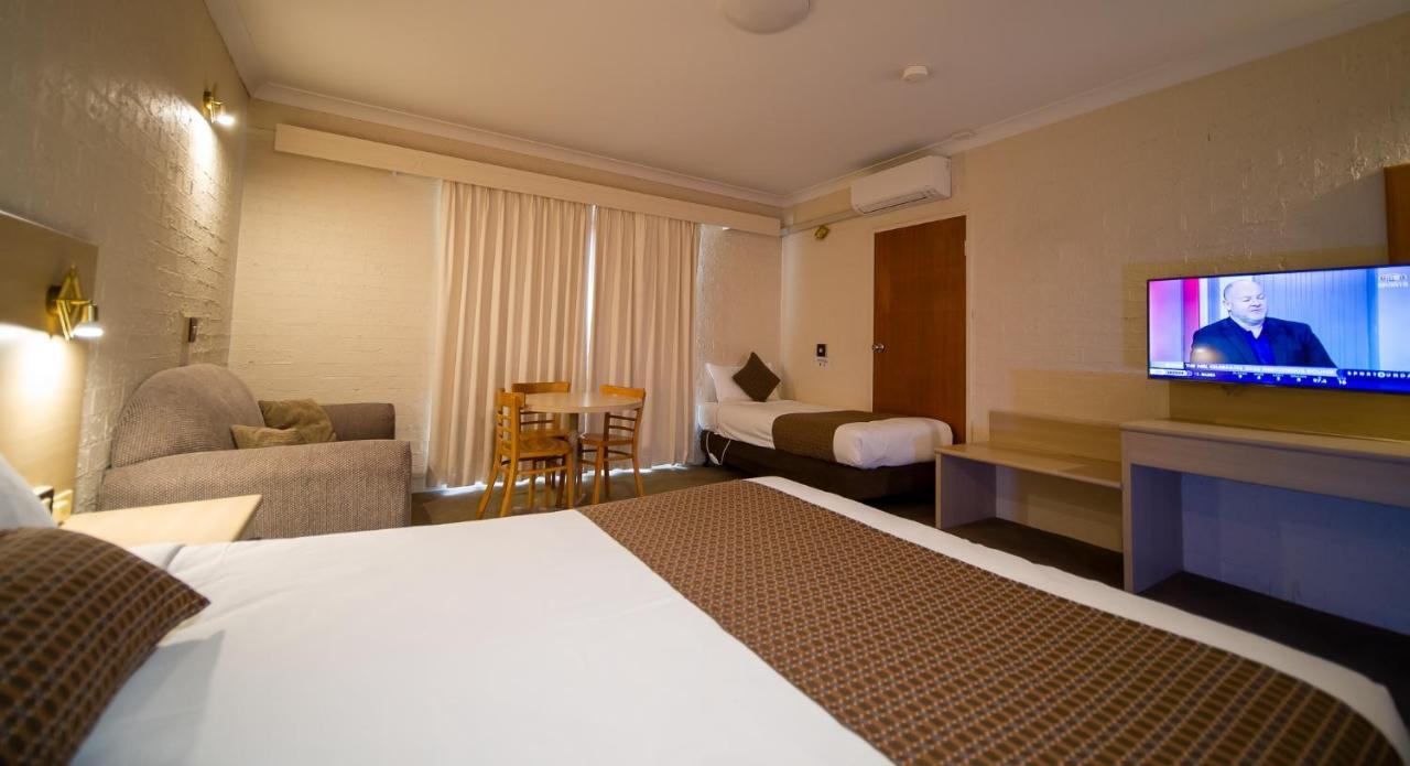 Hamilton'S Queanbeyan Motel Ngoại thất bức ảnh