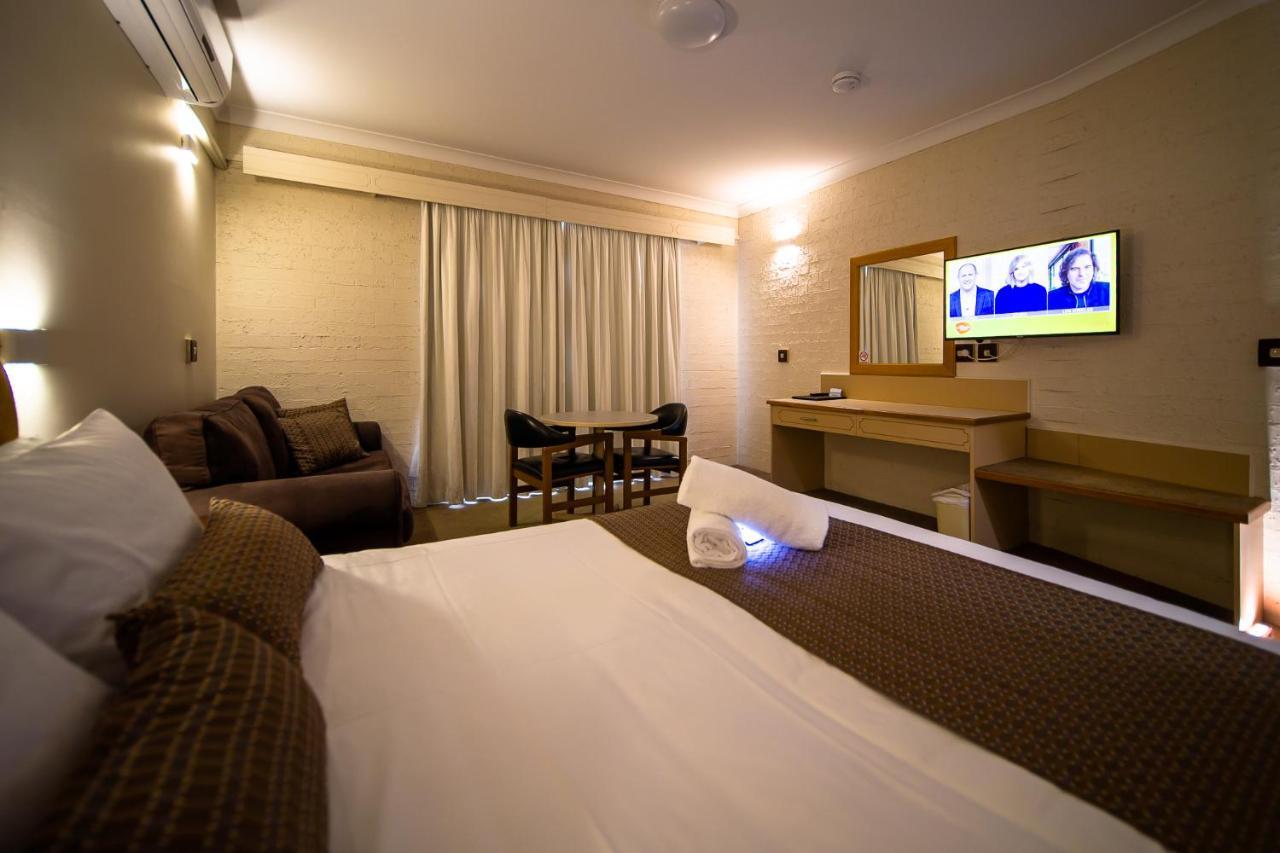 Hamilton'S Queanbeyan Motel Ngoại thất bức ảnh