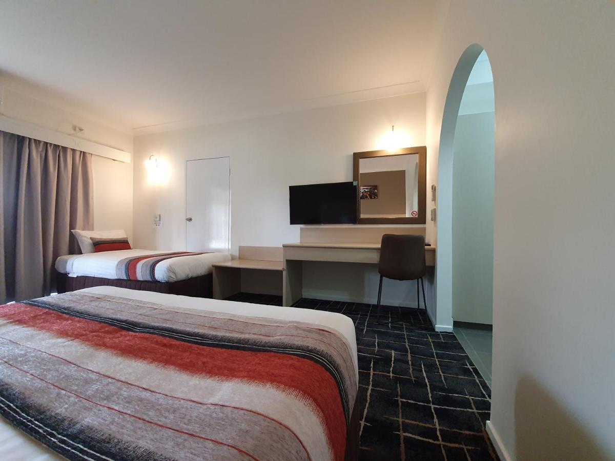 Hamilton'S Queanbeyan Motel Ngoại thất bức ảnh