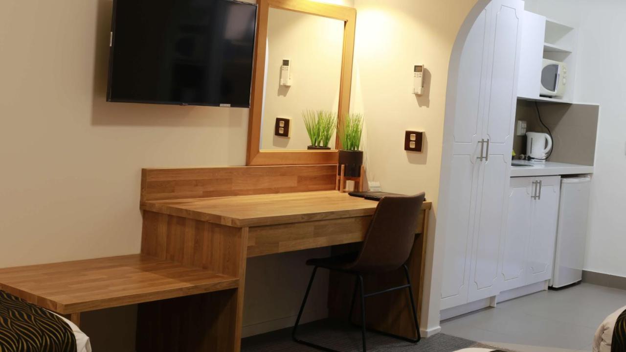 Hamilton'S Queanbeyan Motel Ngoại thất bức ảnh