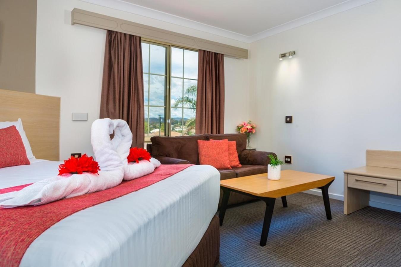 Hamilton'S Queanbeyan Motel Ngoại thất bức ảnh
